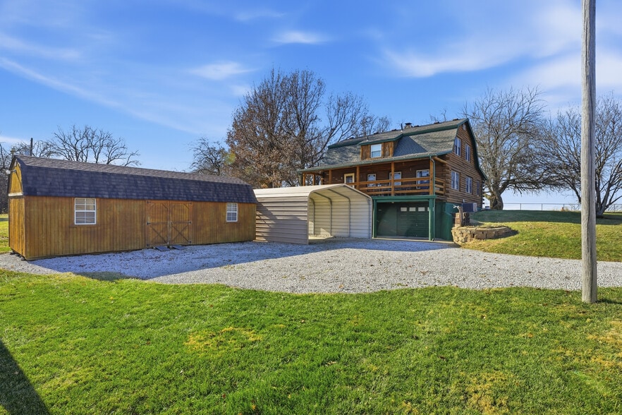 More Photos Of 12703 N Robinhood Ln, Kansas City Land For Sale