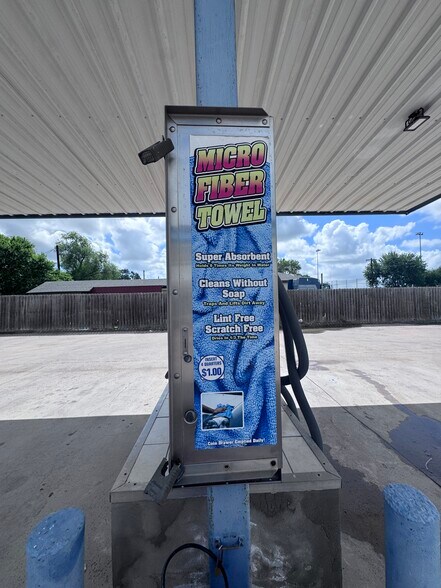 More Photos Of 309 Main, Santa Rosa Carwash For Sale