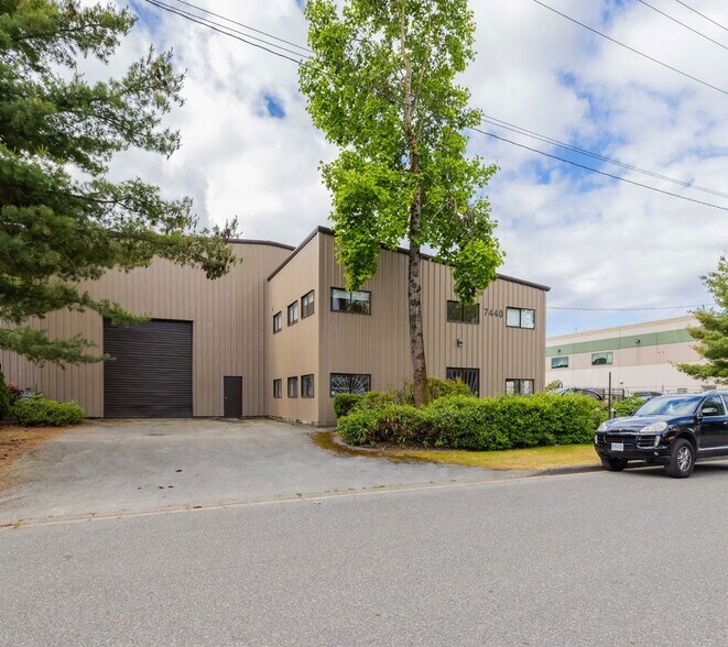 More Photos Of 7440 Wilson Ave, Delta Service For Lease