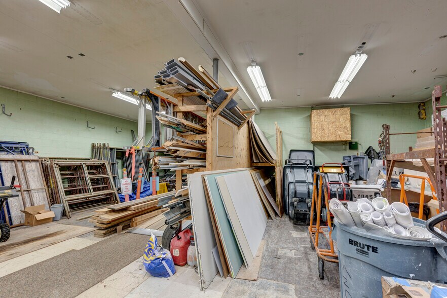 More Photos Of 1355 N Main St, Hampstead Office For Sale