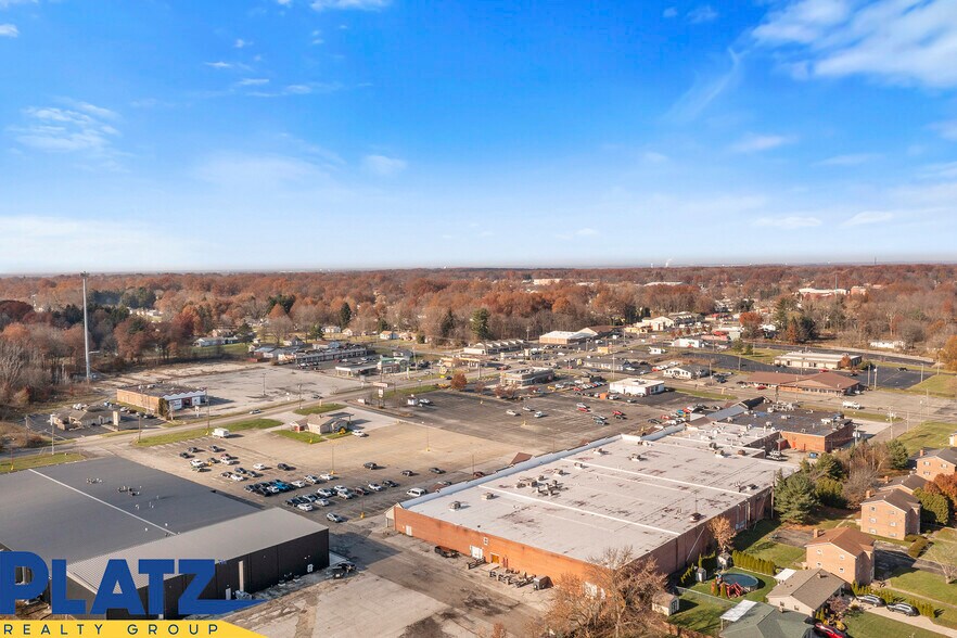 More Photos Of 1705-1747 S Raccoon Rd, Youngstown Unknown For Lease