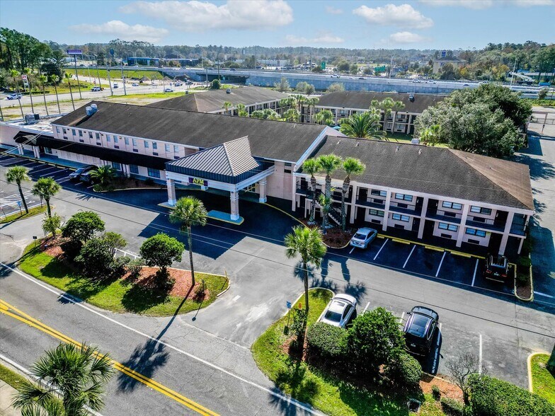 More Photos Of 510 Lane Ave S, Jacksonville Hotel For Sale