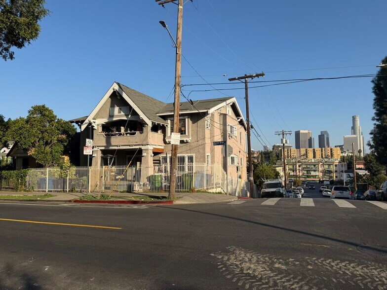More Photos Of 326 S Bonnie Brae St, Los Angeles Apartments For Sale
