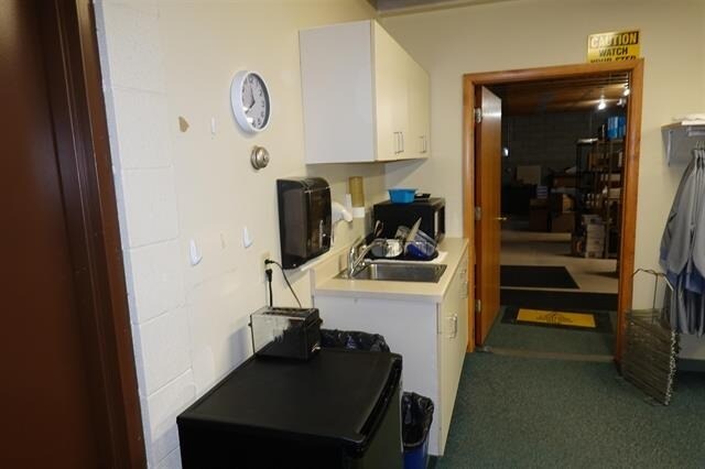 More Photos Of 3504 E Maria Dr, Stevens Point Medical For Sale