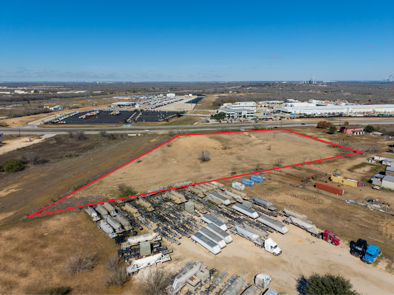 More Photos Of 4440 S Loop 1604 E, Elmendorf Land For Lease
