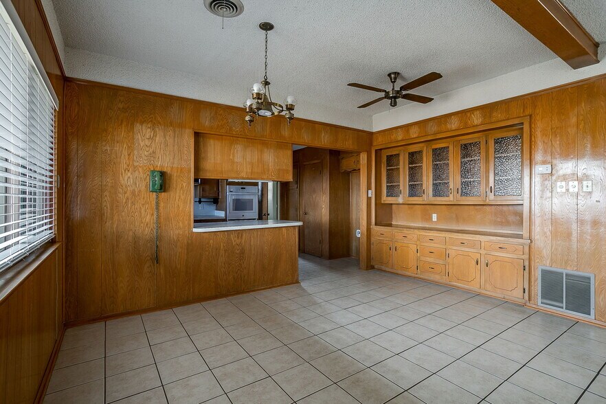 More Photos Of 938 County Road 3341, Paradise Land For Sale