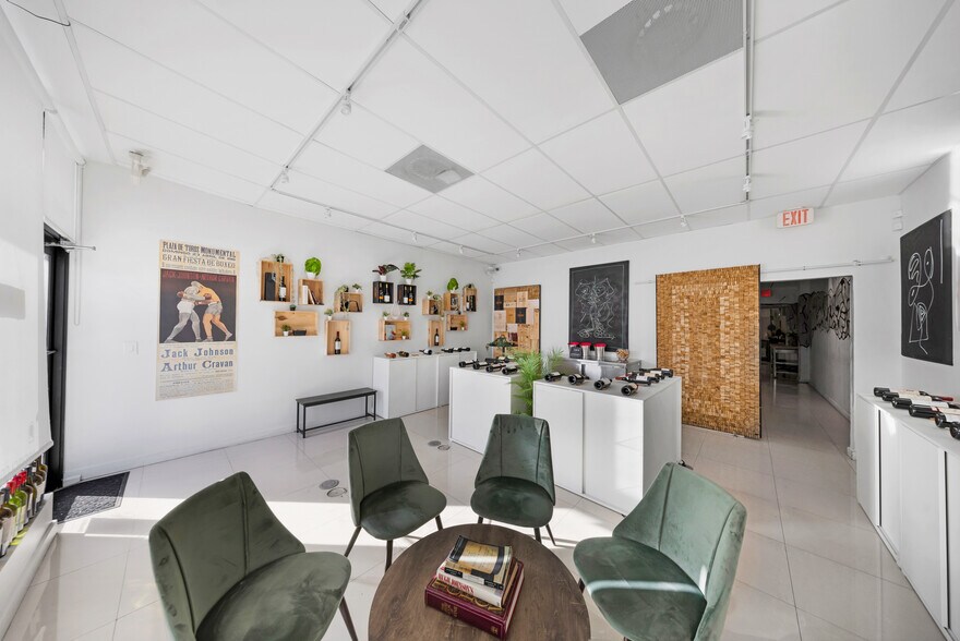 More Photos Of 2207-2211 Coral Way, Coral Gables Storefront For Lease