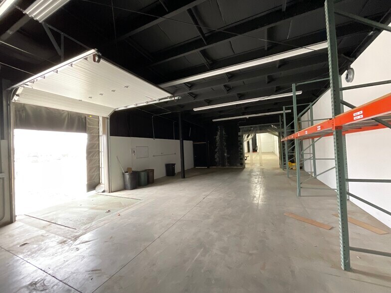 More Photos Of 1031 Appleton Rd, Menasha Industrial For Lease