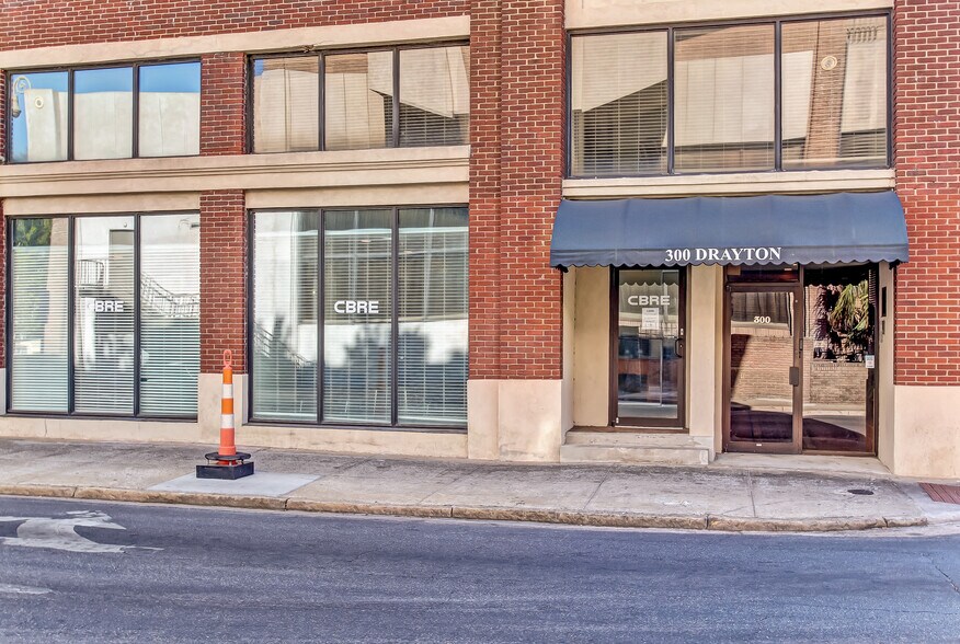More Photos Of 300 Drayton St, Savannah Office Residential For Sale