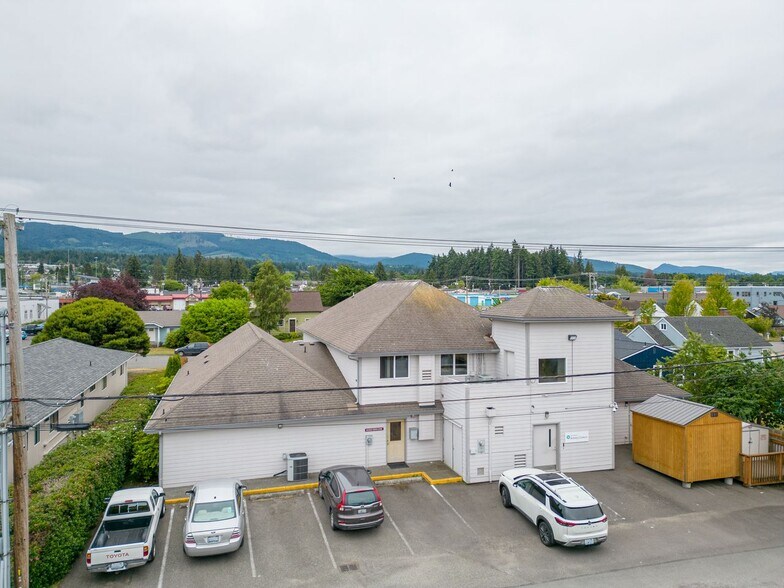 More Photos Of 811 Georgiana St, Port Angeles Medical For Sale