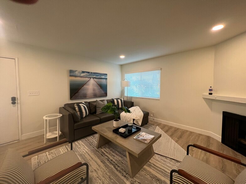 More Photos Of Undisclosed, Costa Mesa Apartments For Sale