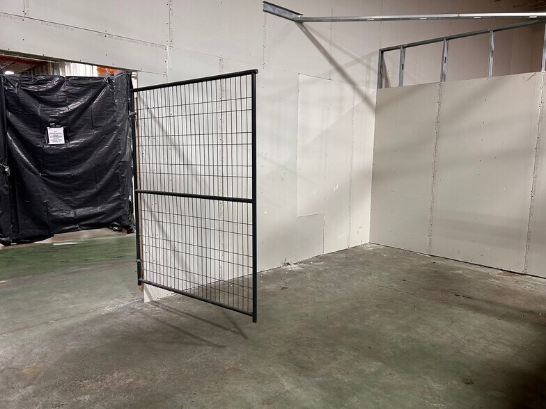 More Photos Of 850 Warren Wilson Rd, Swannanoa Industrial For Sale