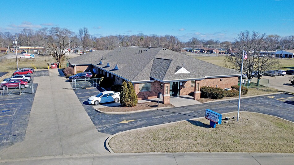 Primary Photo Of 2413 Corporate Ctr, Granite City General Retail For Sale