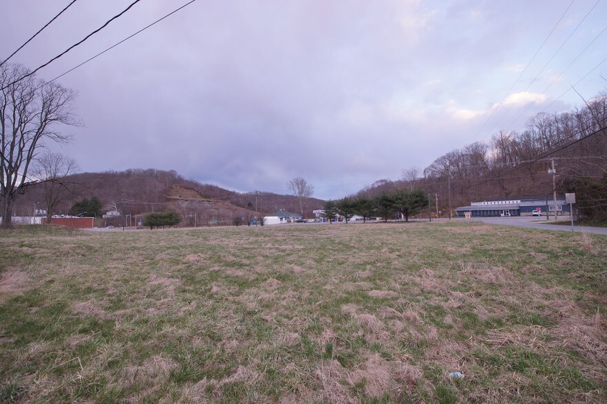 More Photos Of 6019 Ohio River Rd, Huntington Land For Sale