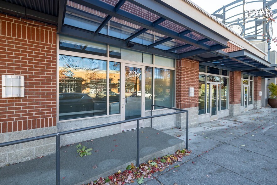More Photos Of 2900 Woburn St, Bellingham Unknown For Lease