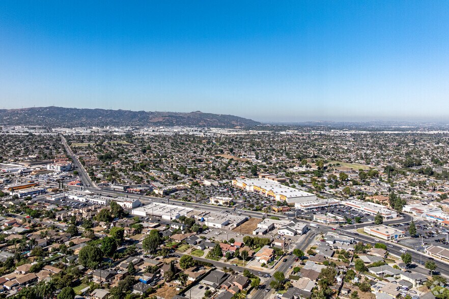 More Photos Of 1347-1391 N Hacienda Blvd, La Puente Unknown For Lease