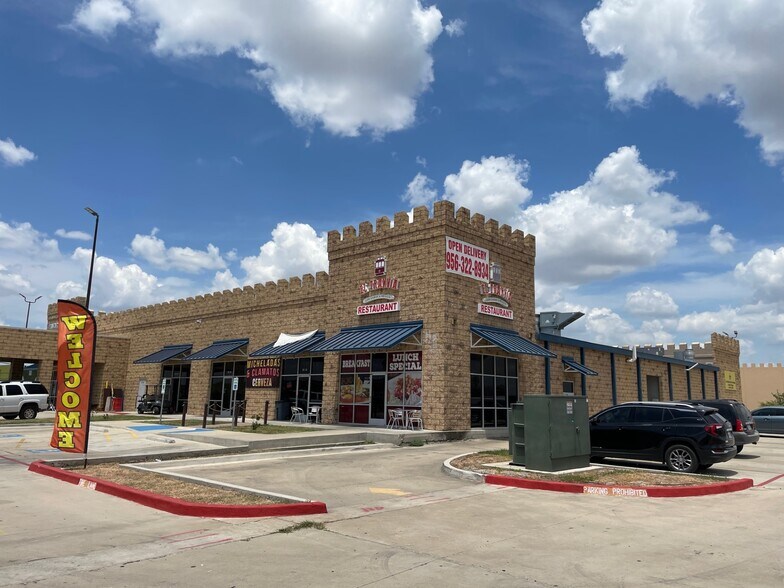 More Photos Of 6401 S 23rd St, McAllen Storefront Retail Office For Lease