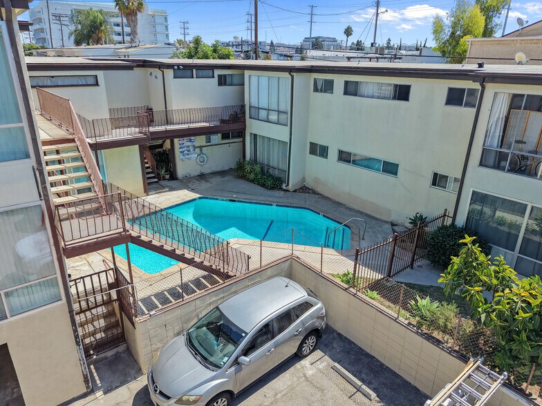 More Photos Of 3750 Midvale Ave, Los Angeles Apartments For Sale