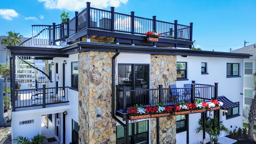 More Photos Of 9921 Gulf Blvd, Treasure Island Apartments For Sale