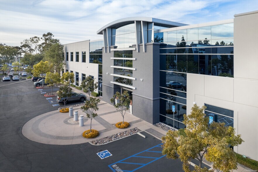 Primary Photo Of 15333 Avenue Of Science, San Diego Office For Lease