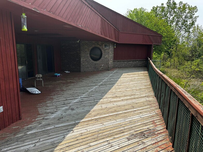 More Photos Of 3375 Merriam St, Muskegon Office For Lease