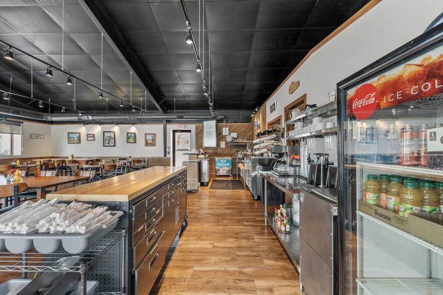 More Photos Of 515 W 5th St, Pine Bluffs Restaurant For Sale