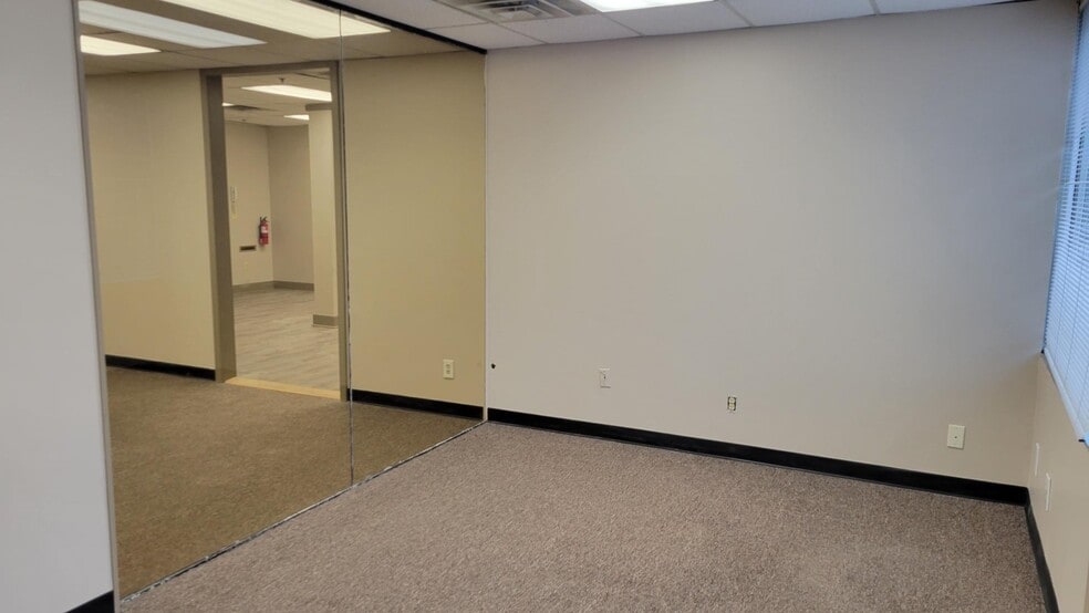 More Photos Of 310 Passaic Ave, Fairfield Office For Sale