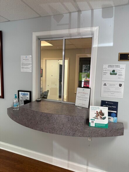 More Photos Of 925 Sanders Rd, Cumming Office For Sale