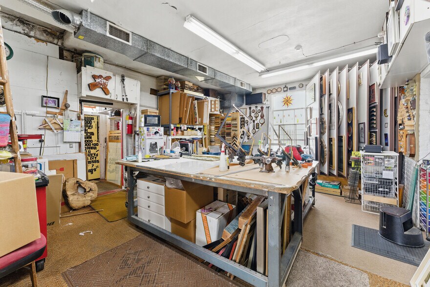 More Photos Of 1027 Columbus Ave, Springfield Freestanding For Sale