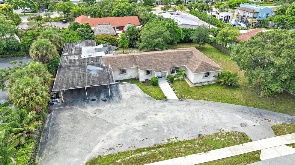 More Photos Of 202 Palm Ct, Delray Beach Office Residential For Sale