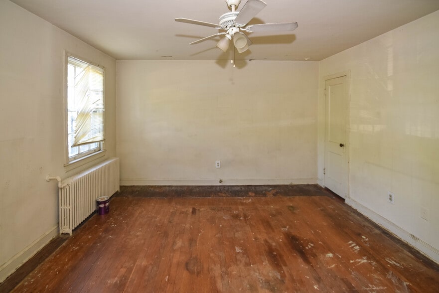 More Photos Of 2823 4th St NE, Washington Multifamily For Sale