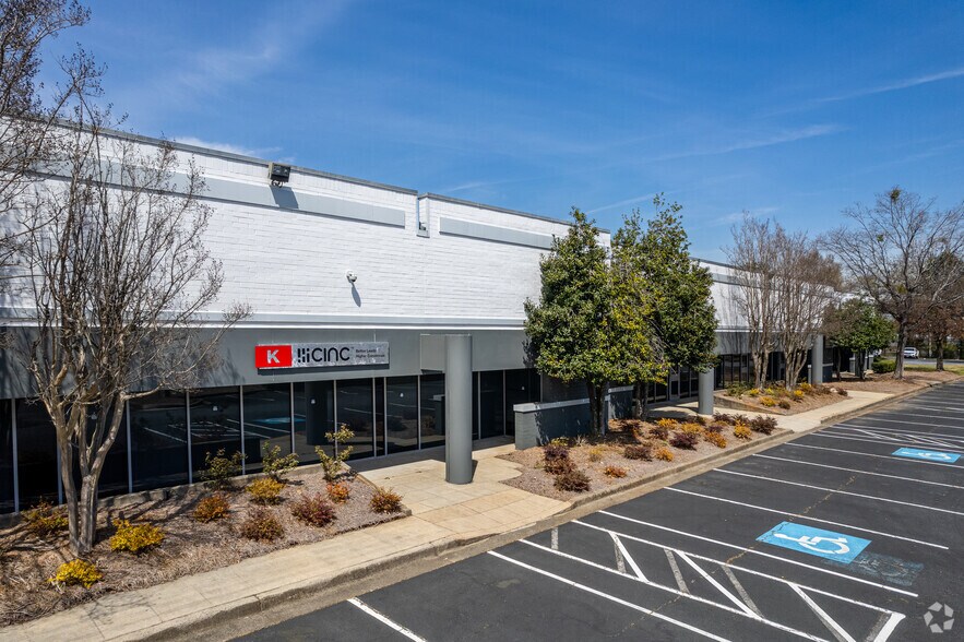 More Photos Of 1335 Capital Circle, Marietta Unknown For Lease