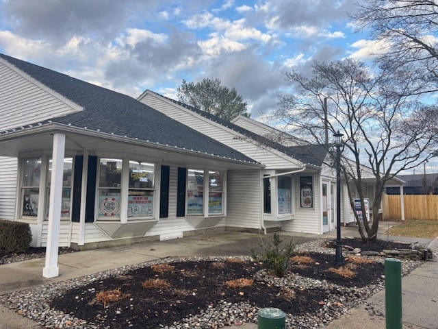 More Photos Of 3-5 Swimming River Rd, Lincroft General Retail For Lease