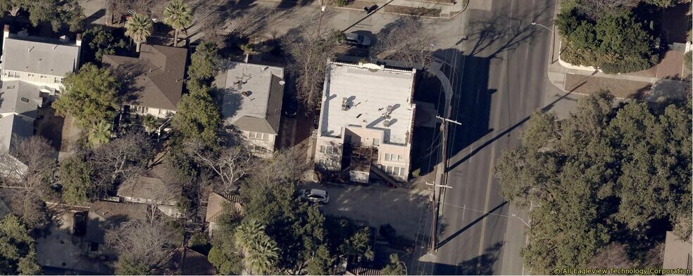 More Photos Of 400 W Lynwood Ave, San Antonio Apartments For Sale