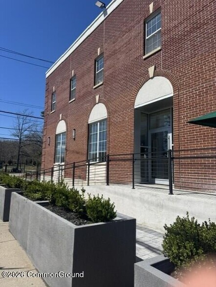 More Photos Of 3155-3161 Amboy Rd, Staten Island Storefront For Lease