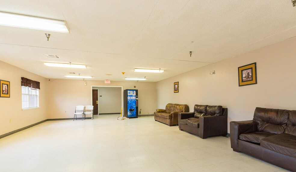 More Photos Of 1803 Lindauer Rd, Forrest City Assisted Living For Sale