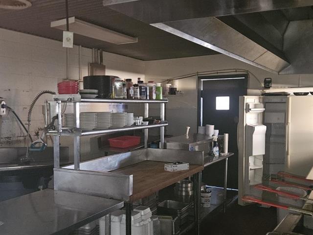 More Photos Of 204 S Central Ave, Coldwater Restaurant For Sale