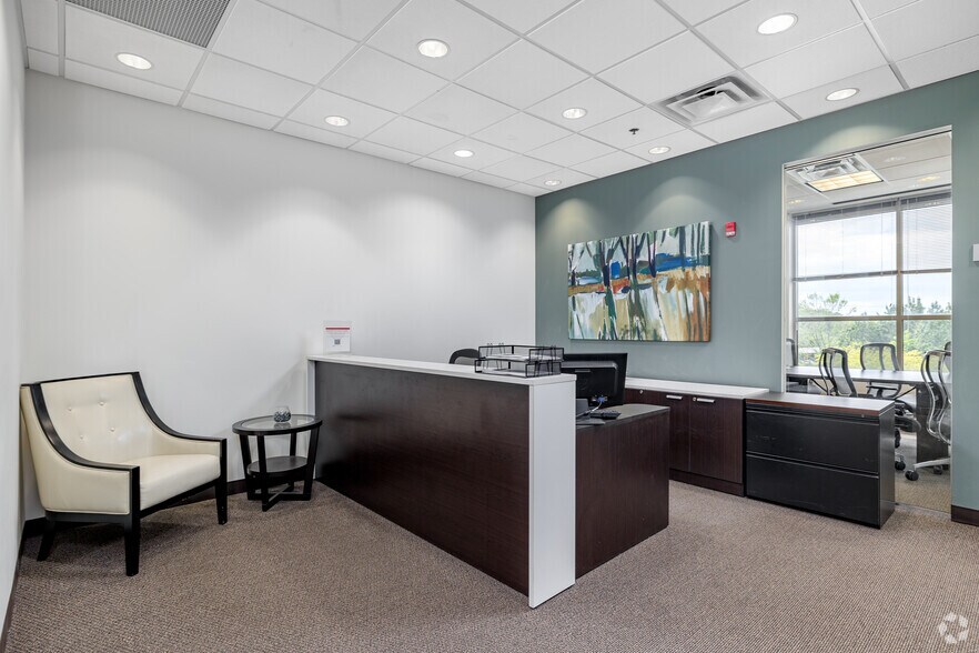More Photos Of 320 W Lanier Ave, Fayetteville Coworking Space