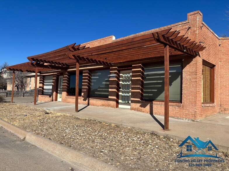 More Photos Of 324 E Harris St, San Angelo Medical For Lease