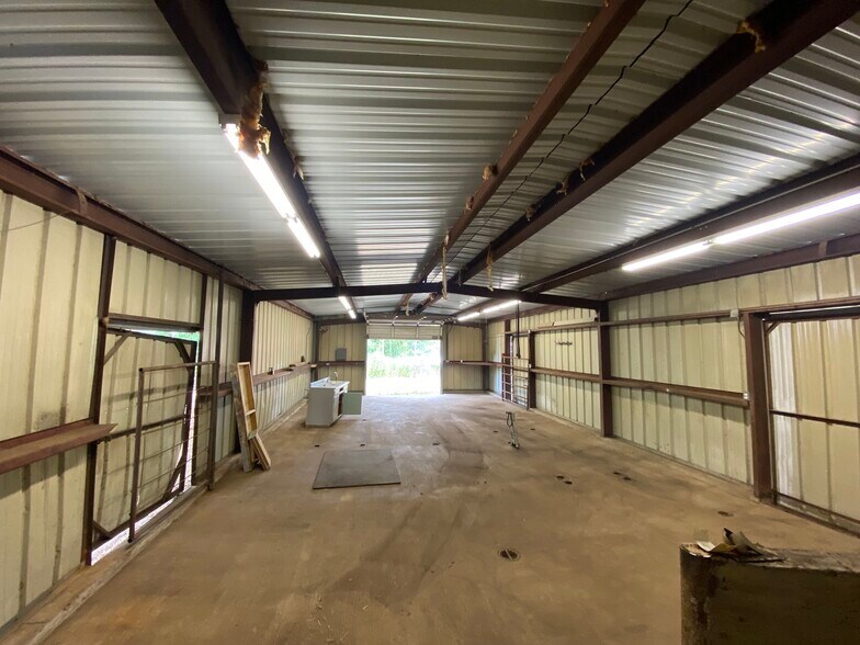 More Photos Of 310 S Franklin St, Marshall Industrial For Sale