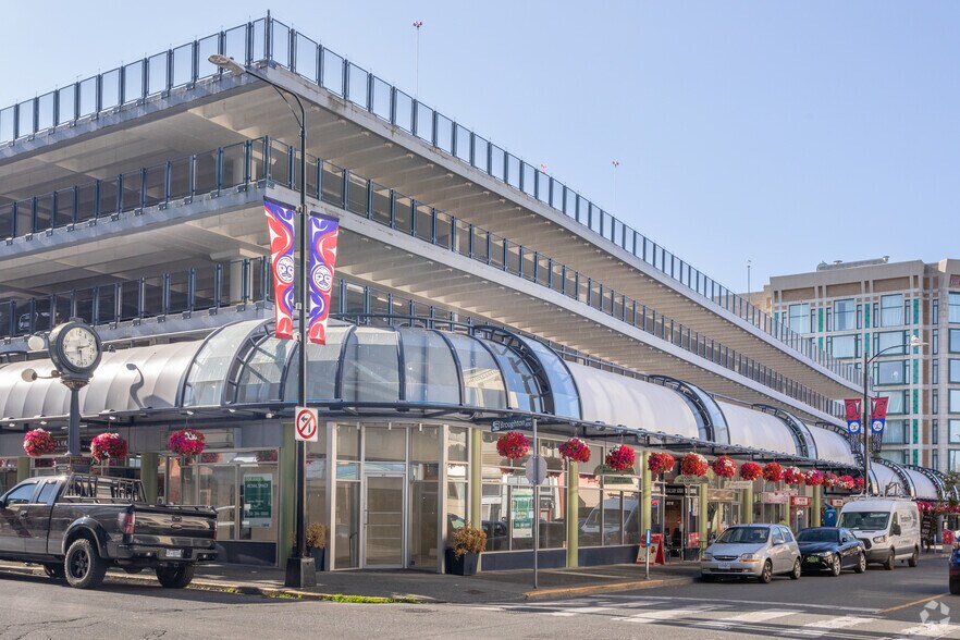 More Photos Of 635 Broughton St, Victoria Storefront For Lease