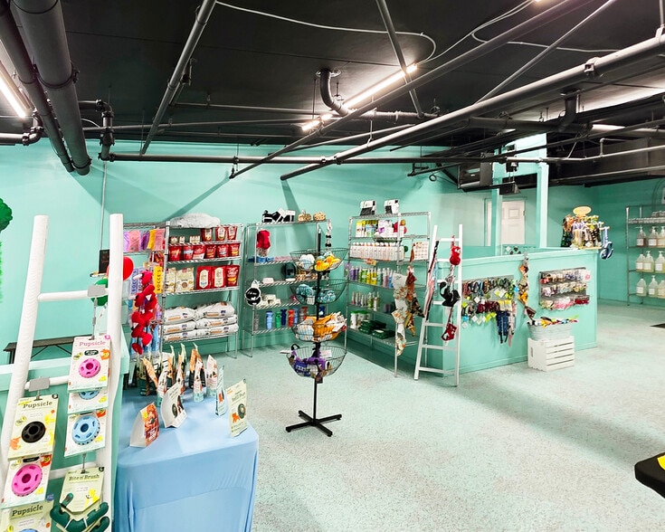 More Photos Of 1352 South St, Philadelphia Apartments For Lease