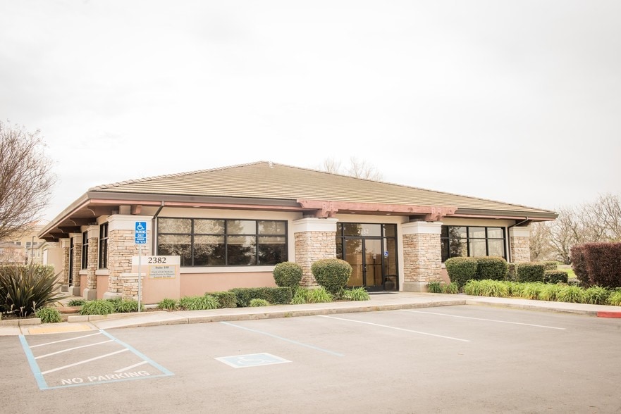 More Photos Of 2382 Maritime Dr, Elk Grove Medical For Lease