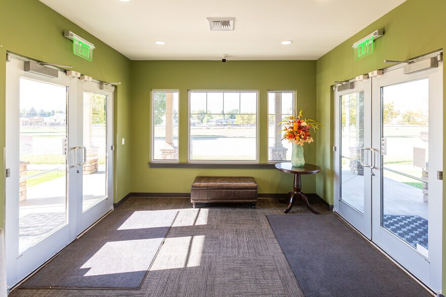 More Photos Of 200 W Railroad Ave, Plains Medical For Sale