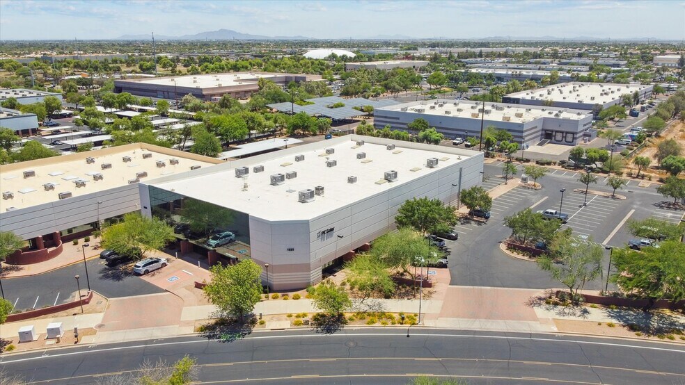 Primary Photo Of 1325 W Auto Dr, Tempe Light Distribution For Lease