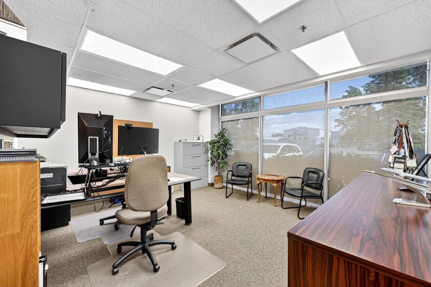 More Photos Of 5700 1st St SW, Calgary Warehouse For Sale