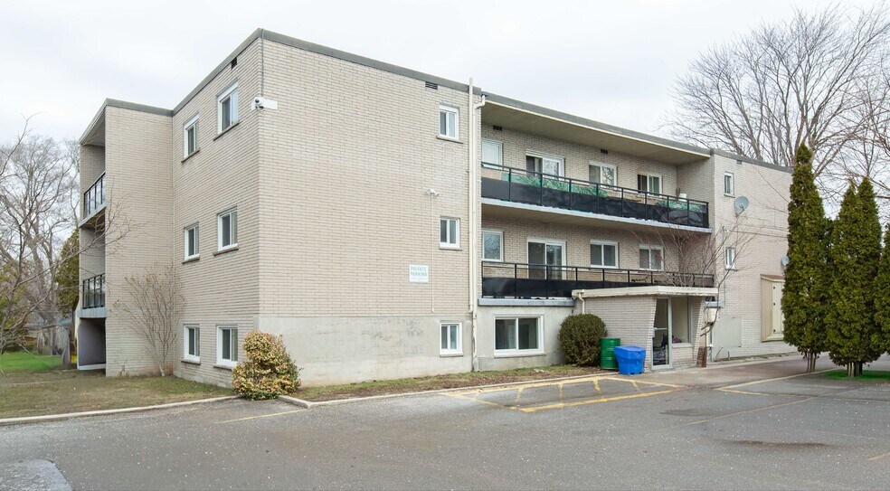 More Photos Of 115 Kraft Avenue, Kitchener, On Ave N, Kitchener Apartments For Sale