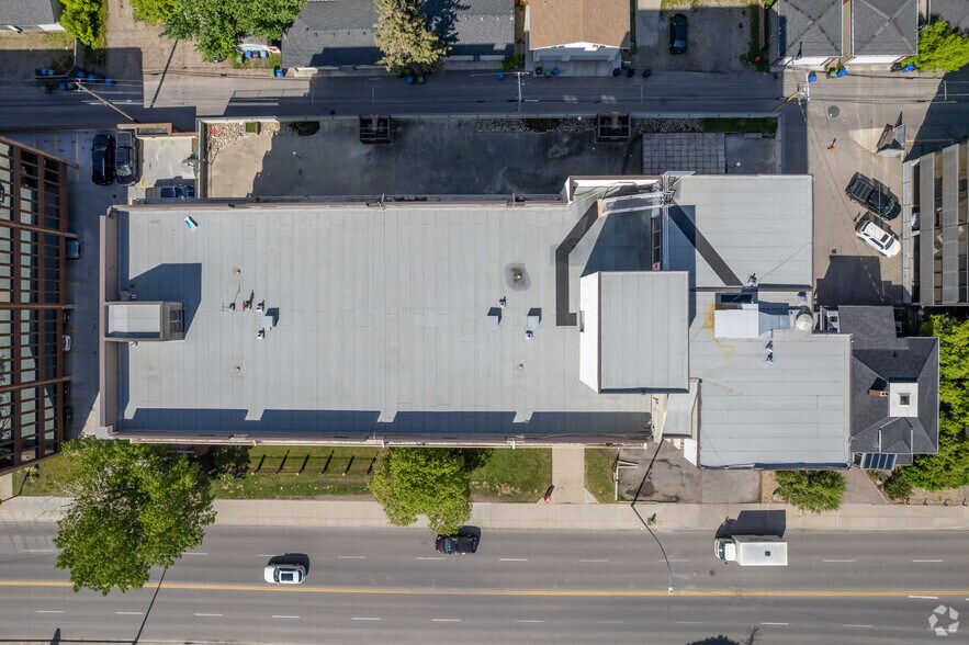 More Photos Of 411 14th St NW, Calgary Apartments For Lease