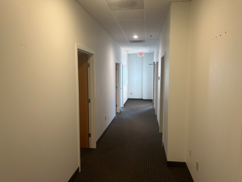 More Photos Of 760 Canning Pky, Victor Light Distribution For Lease