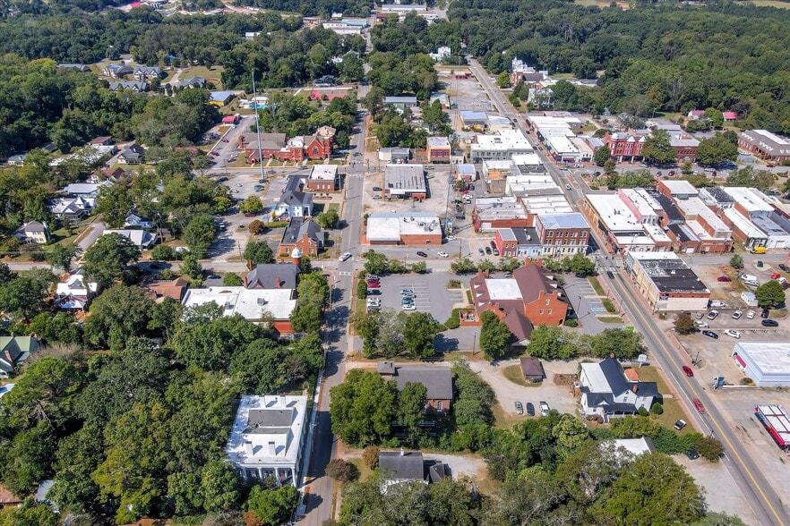 More Photos Of 205 E Liberty St, Washington Religious Facility For Sale